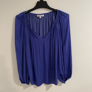 Women’s long sleeve blouse